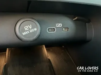 Photo 27 Volvo Xc40  B3 163 ch DCT7