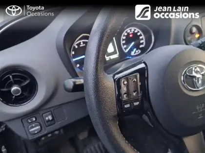 Photo 11 Toyota Yaris  70 VVT-i