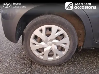 Photo 8 Toyota Yaris  70 VVT-i