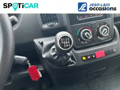 Photo 13 Citroën Jumper  TOLE 30 L1H1 BLUEHDi 120 S&S BVM6