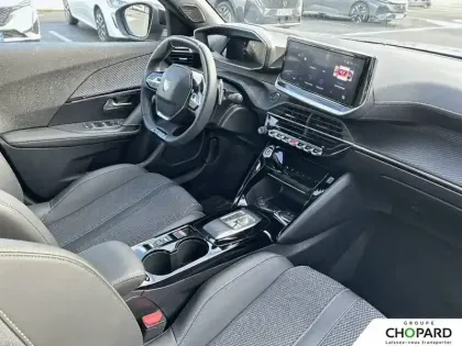 Photo 46 Peugeot 2008  Hybrid 145 e-DCS6