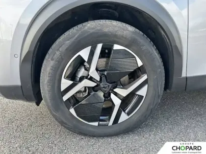 Photo 90 Peugeot 2008  Hybrid 145 e-DCS6