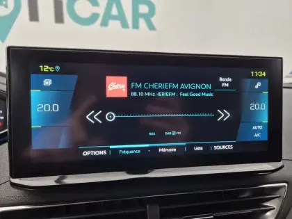 Photo 16 Peugeot 3008  Hybrid 225 e-EAT8