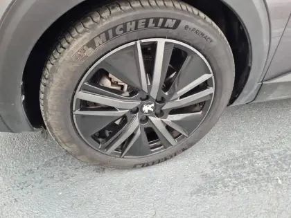 Photo 10 Peugeot 3008  Hybrid 225 e-EAT8