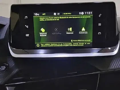 Photo 22 Peugeot 2008  PureTech 130 S&S EAT8