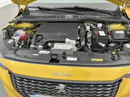 Photo 36 Peugeot 208 Gén. II Ph1 NG Allure 5