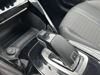 Photo 35 Peugeot 208 Gén. II Ph1 NG Allure 5