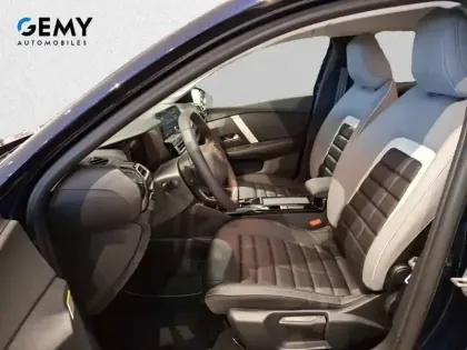 Photo 8 Citroën C4  Hybride 145 e-DCS6