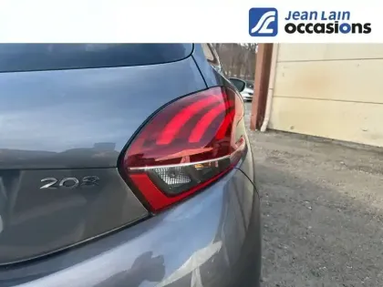 Photo 18 Peugeot 208  PureTech 110ch S&S EAT6