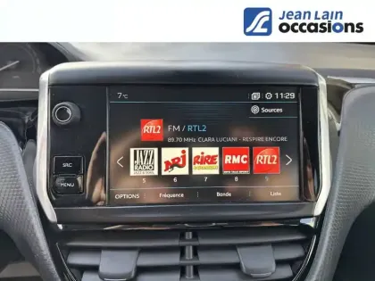 Photo 15 Peugeot 208  PureTech 110ch S&S EAT6