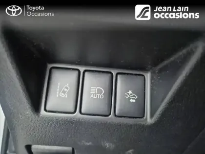 Photo 19 Toyota Yaris  69 VVT-i