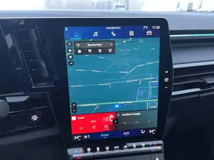 Photo 24 Renault Rafale  E-Tech full hybrid 200ch