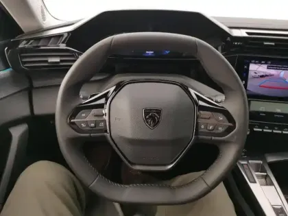 Photo 15 Peugeot 308  BlueHDi 130ch S&S EAT8