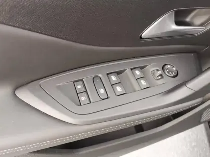 Photo 22 Peugeot 308  BlueHDi 130ch S&S EAT8