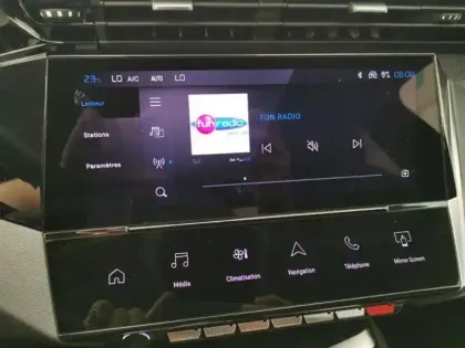 Photo 16 Peugeot 308  BlueHDi 130ch S&S EAT8