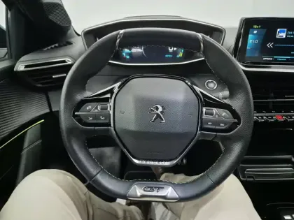 Photo 30 Peugeot 208  Electrique 50 kWh 136ch
