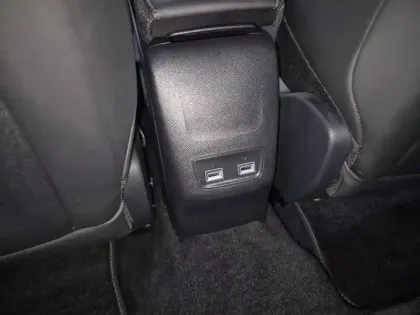 Photo 35 Peugeot 208  Electrique 50 kWh 136ch