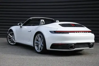 Photo 12 Porsche 911  Carrera 4S Cabriolet 3.0i 450 PDK