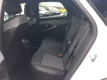 Photo 10 Peugeot 3008  Hybrid 145 e-DCS6