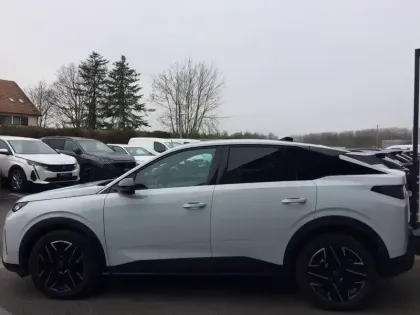 Photo 7 Peugeot 3008  Hybrid 145 e-DCS6