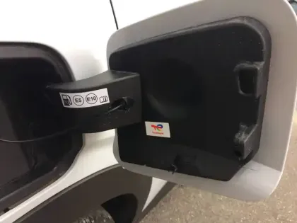 Photo 22 Peugeot 3008  Hybrid 145 e-DCS6