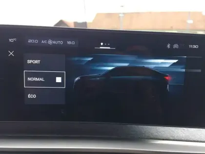 Photo 20 Peugeot 3008  Hybrid 145 e-DCS6