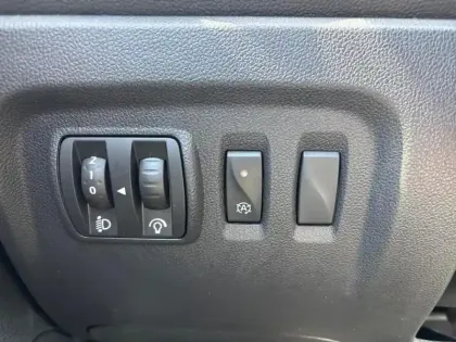 Photo 24 Renault Captur  dCi 90 Zen