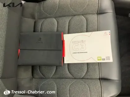 Photo 15 Citroën C3  PureTech 83 S&S BVM5 Shine