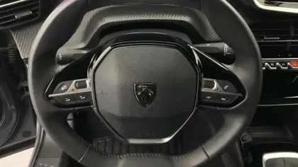 Photo 11 Peugeot 2008  100 S&S BVM6 Allure