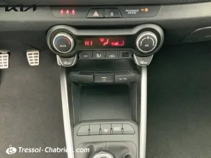 Photo 12 Kia Stonic  1.0 T-GDi 100 ch BVM6 GT Line