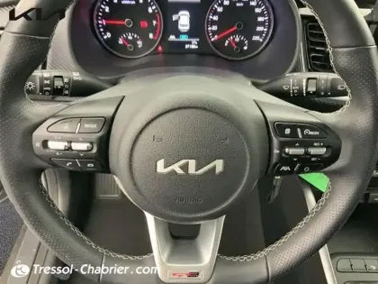 Photo 18 Kia Stonic  1.0 T-GDi 100 ch BVM6 GT Line