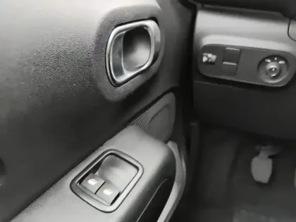 Photo 19 Citroën C3  PureTech 83 ch BVM5 Plus