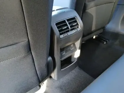 Photo 26 Peugeot 308  Hybrid 145 e-DCS6 Allure