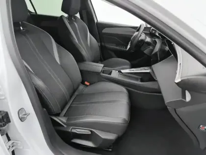 Photo 7 Peugeot 308  Hybrid 145 e-DCS6 Allure