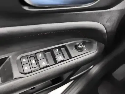 Photo 19 Jeep Compass  1.3 PHEV T4 240 ch 4xe eAWD Trailhawk