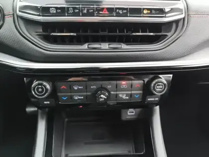 Photo 12 Jeep Compass  1.3 PHEV T4 240 ch 4xe eAWD Trailhawk