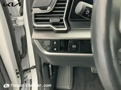 Photo 17 Kia Sportage  1.6 T-GDi 265ch ISG Hybride Rechargeable BVA6 4x4 GT Line Premium