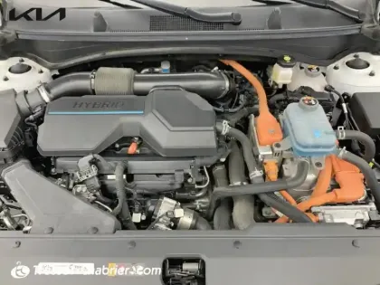 Photo 6 Kia Sportage  1.6 T-GDi 265ch ISG Hybride Rechargeable BVA6 4x4 GT Line Premium