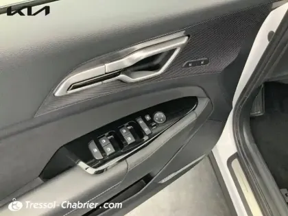 Photo 19 Kia Sportage  1.6 T-GDi 265ch ISG Hybride Rechargeable BVA6 4x4 GT Line Premium