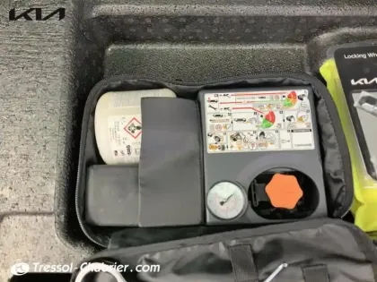 Photo 26 Kia Sportage  1.6 T-GDi 265ch ISG Hybride Rechargeable BVA6 4x4 GT Line Premium