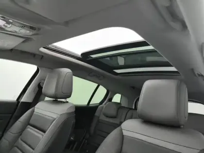 Photo 24 Citroën C5 aircross  Hybride Rechargeable 225 e-EAT8 Shine Pack