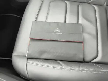 Photo 15 Citroën C5 aircross  Hybride Rechargeable 225 e-EAT8 Shine Pack