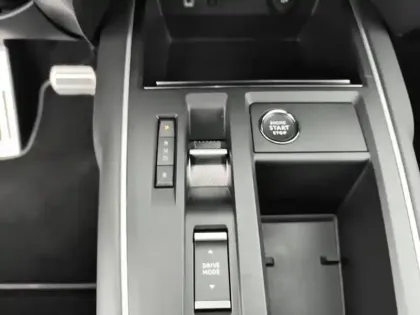 Photo 23 Citroën C5 aircross  Hybride Rechargeable 225 e-EAT8 Shine Pack