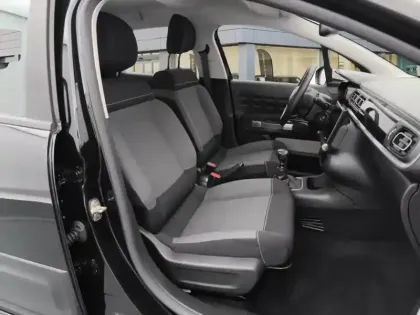 Photo 8 Citroën C3  PureTech 110 S&S BVM6 Shine