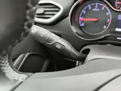 Photo 17 Opel Crossland  1.2 Turbo 130 ch BVA6 Elegance