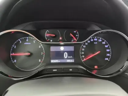 Photo 20 Opel Crossland X  1.2 Turbo 110 ch Elegance