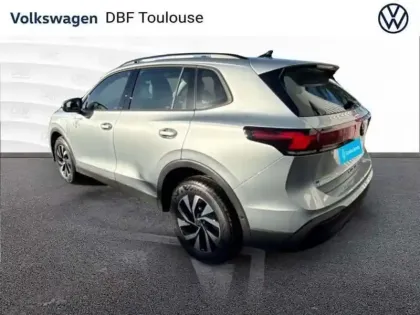 Photo 12 Volkswagen Tiguan NOUVEAU 1.5 EHYBRID 204CH DSG6 LI