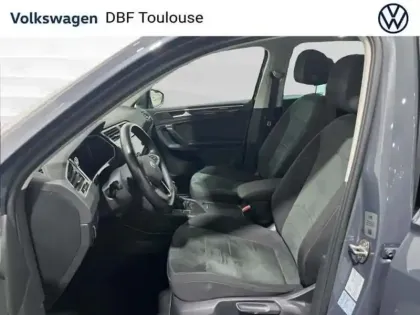 Photo 9 Volkswagen Tiguan 2.0 TDI 150ch DSG7 Elegance