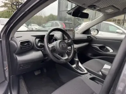 Photo 14 Toyota Yaris Hybrid Design Pack 1.5 116 ch