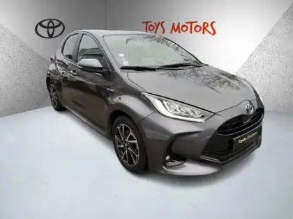 Photo 6 Toyota Yaris Hybrid Design Pack 1.5 116 ch